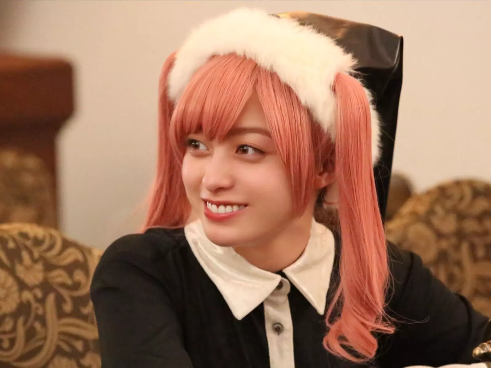 橋本環奈變光頭！犧牲演出真人版電影《黑夜遊行》新造型曝光引熱議